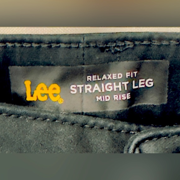 LEE - WOMEN’S RELAXED FIT STRAIGHT LEG PANT (ALL DAY PANT) IN BLACK 6 Me… - Picture 7 of 11